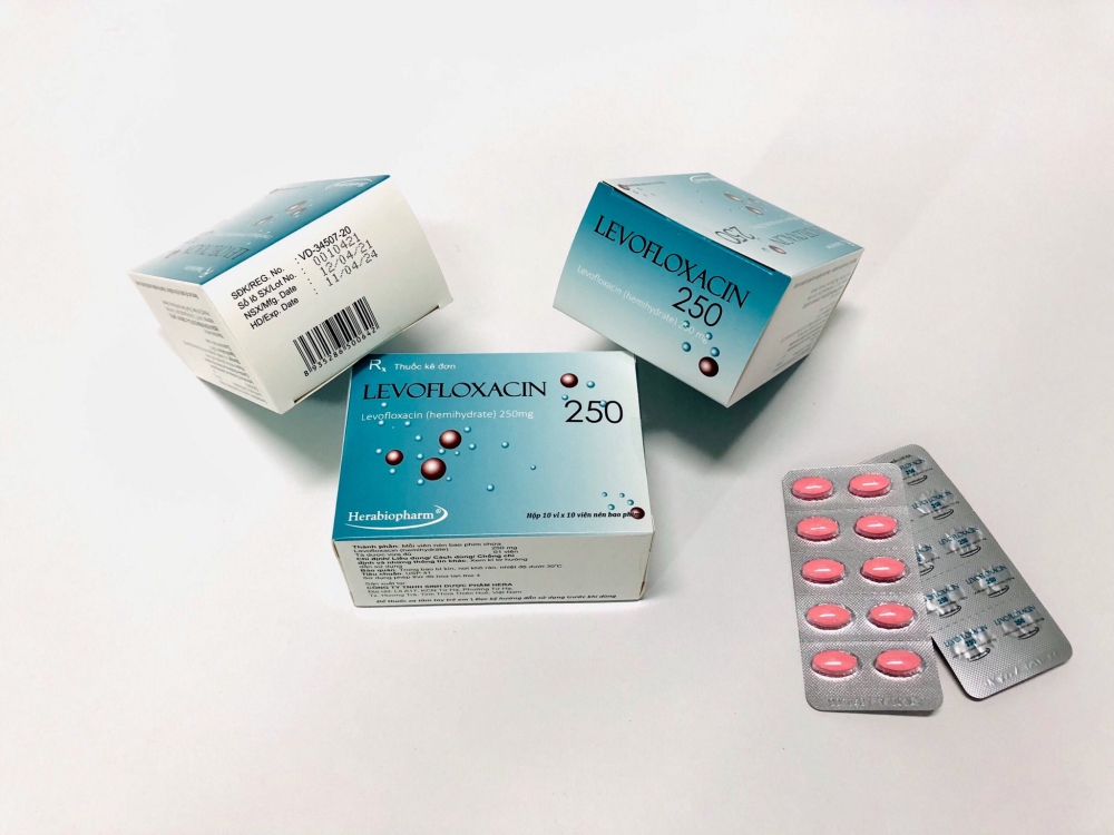 LEVOFLOXACIN